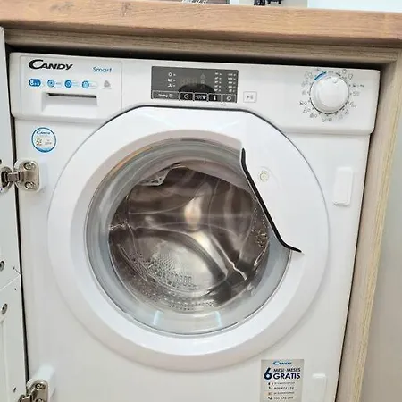 Panzió The Little Várna